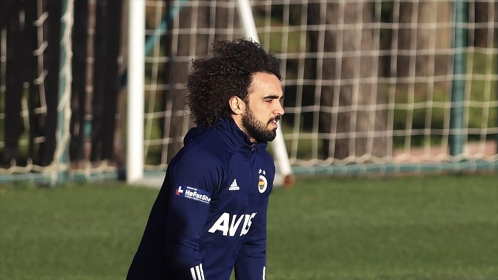 Fenerbahçe’de Sadık Çiftpınar ile yollar ayrıldı