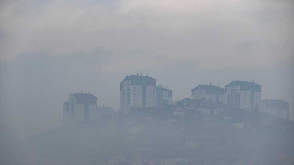 Marmara, İç Ege, Karadeniz’in iç kesimleri ile Doğu Anadolu’nun kuzeyinde sis bekleniyor