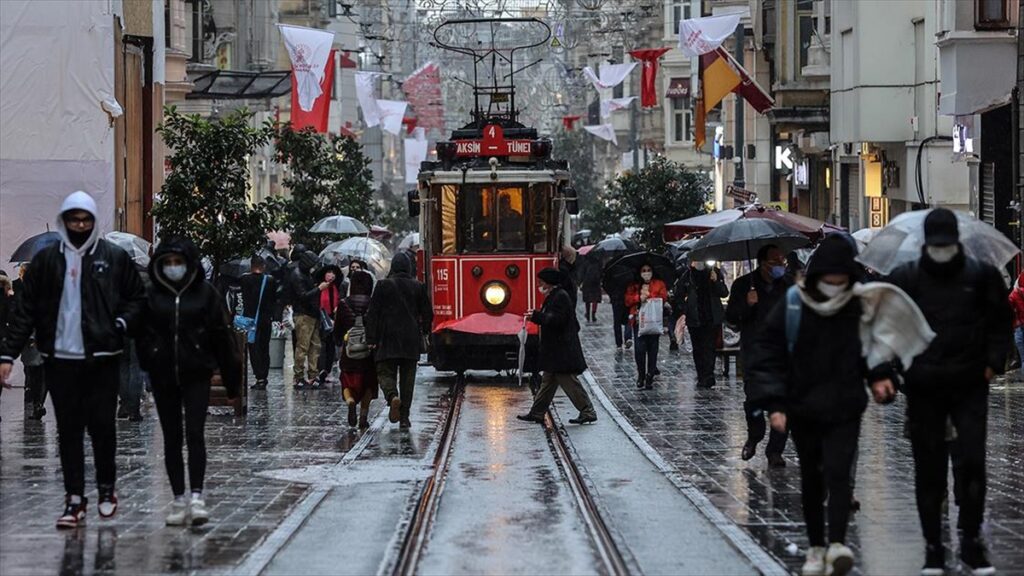 Marmara Bölgesi’nde yarın kuvvetli yağış bekleniyor
