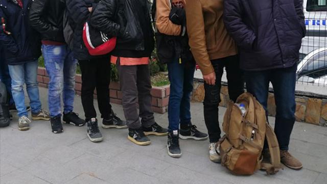 Edirne’de 111 düzensiz göçmen yakalandı
