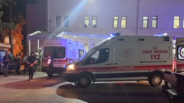 Oğlunun düğününde elektrik akımına kapılan baba hayatını kaybetti