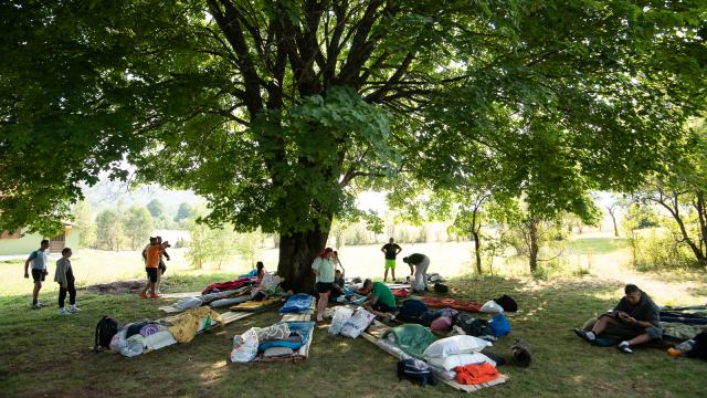 Karadağ’ın mizahi geleneği “en tembel vatandaş” yarışması başladı