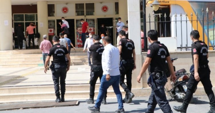 50 kişiyi dolandırarak 27 milyonluk vurgun yapan sahte hakim yakalandı