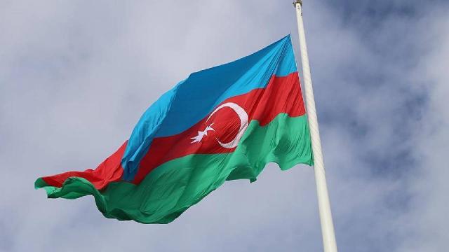 Azerbaycan Savunma Bakanlığı açıklama yapıyor