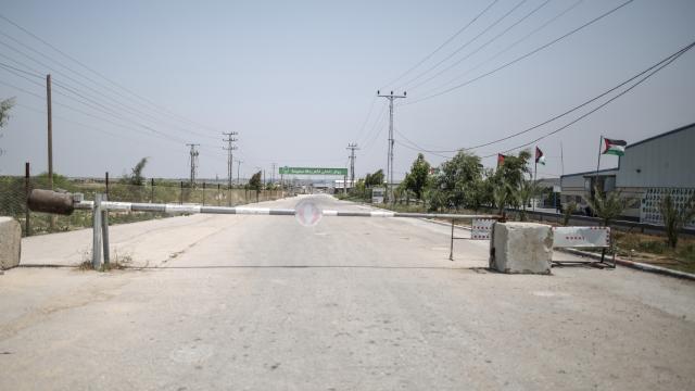 İsrail, Gazze’ye “nefes aldıran” sınır kapılarını baskı aracı olarak kullanıyor