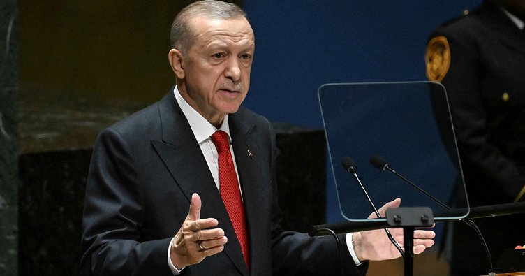 Cumhurbaşkanı Erdoğan’dan BM’deki liderlere “Aynı Coğrafyada Barış İçinde Farklı İnanış Ortak Anlayış” kitabı
