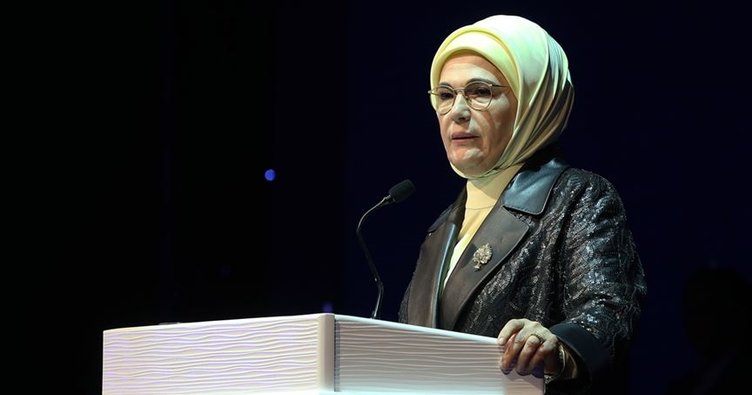 Emine Erdoğan, Hindistan’da kızların eğitimini destekleyen vakfın başkanı ile bir araya geldi