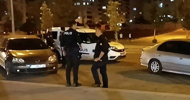 Gaziantep’te yan bakma kavgası: 1’i ağır 2 yaralı