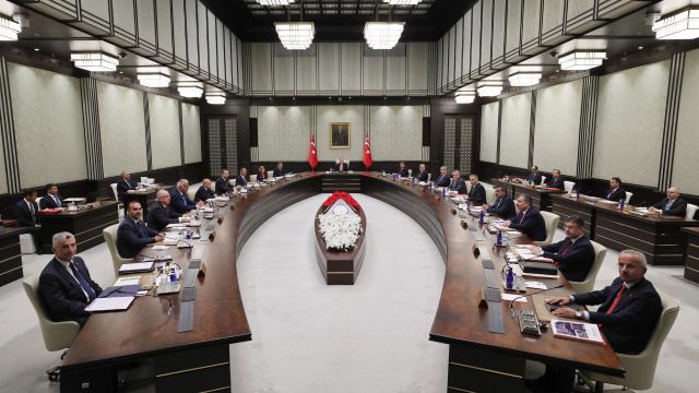 Kabine bugün yoğun gündemle toplanacak