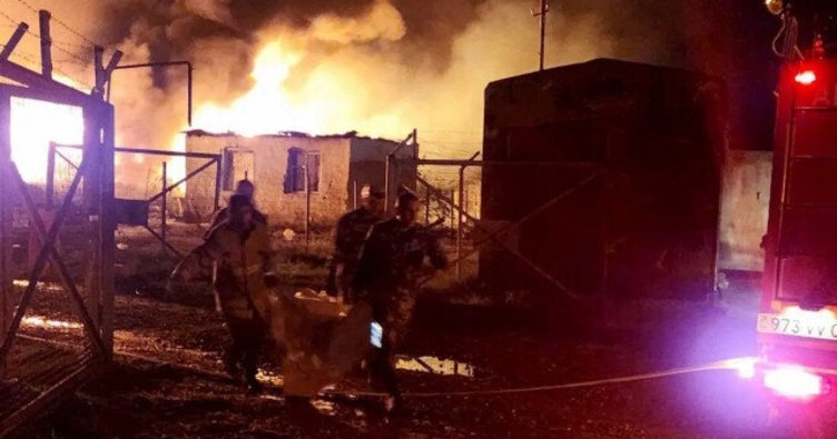 Karabağ’da çıkan yangını Azerbaycanlı itfaiyeciler söndürdü
