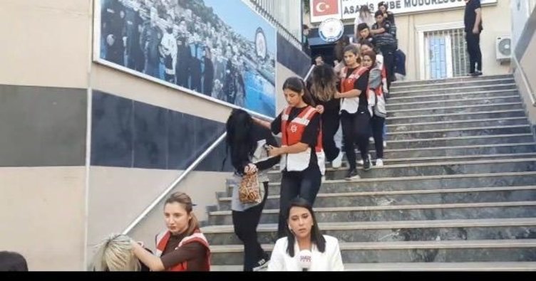 Kargo çetesi adliyeye sevk edildi: 5 avukat 43 şüpheli gözaltına alınmıştı