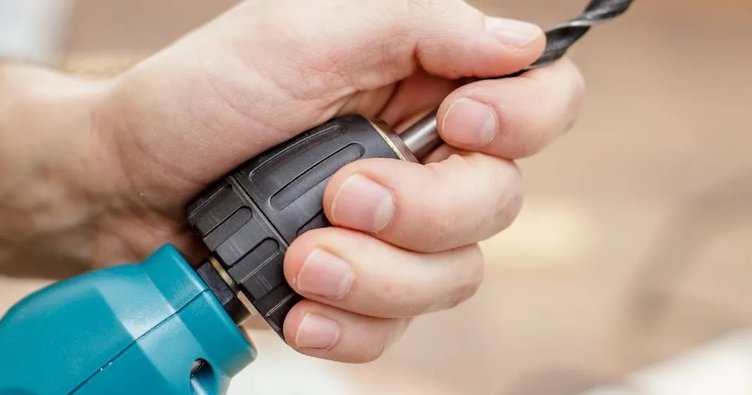 Matkap Ucu Nasıl Takılır ve Çıkarılır? Elektrikli Matkap Ucu Nasıl Değişir, Hangi Yöne Açılır?