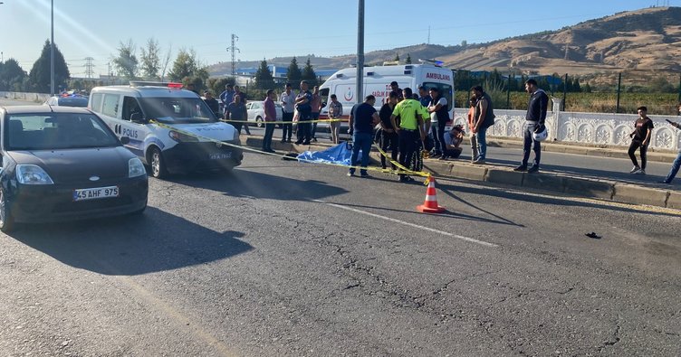 Motosiklet kaldırıma çarptı; liseliler Kerem ve İlker öldü