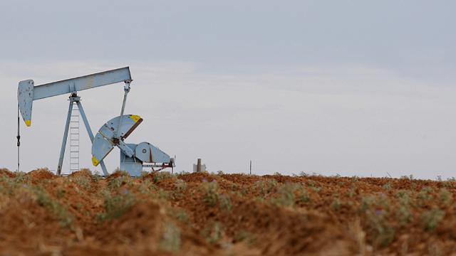 Rusya petrol ihracatında gönüllü kısıntıyı yıl sonuna uzattı