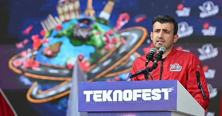 Selçuk Bayraktar “TEKNOFEST kuşağı”nı ve festivali anlattı