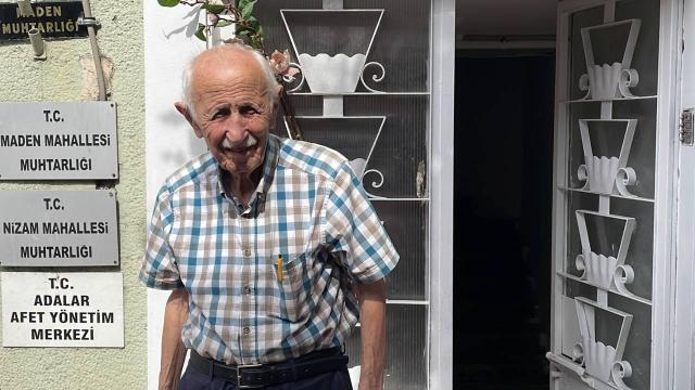 İstanbul’un en yaşlı muhtarı görevi bırakıyor