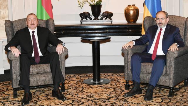 AB Konseyi Başkanı Michel: Aliyev ve Paşinyan görüşmeyi kabul etti