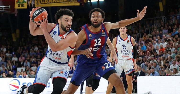 Anadolu Efes, EuroLeague’de sezona mağlubiyetle başladı