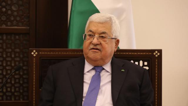 Mısır Cumhurbaşkanı Sisi, Filistin Devlet Başkanı Abbas ile “bölgedeki gerilimi” görüştü