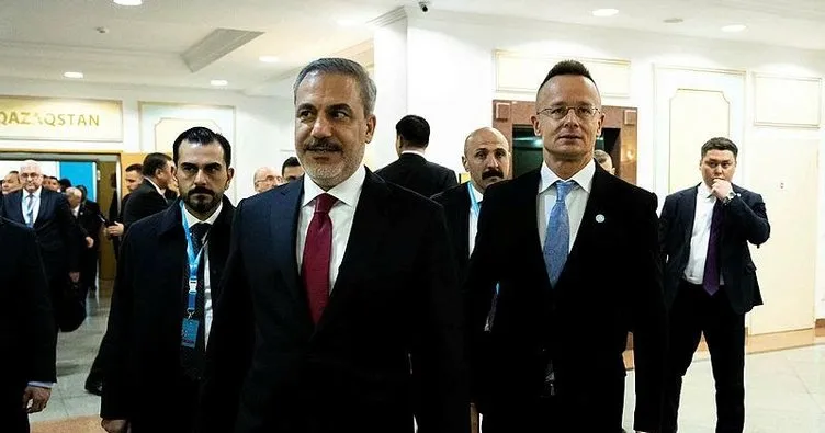 Dışişleri Bakanı Fidan, Astana’da Macar mevkidaşı Szijjarto ile görüştü