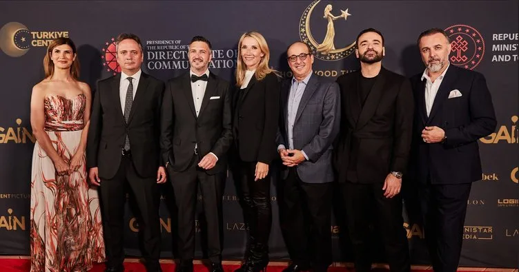 Dünyada ilk kez bir Türk dizisinin prömiyeri Amerika’da yapıldı: Hollywood’da Şahsiyet rüzgârı esti!