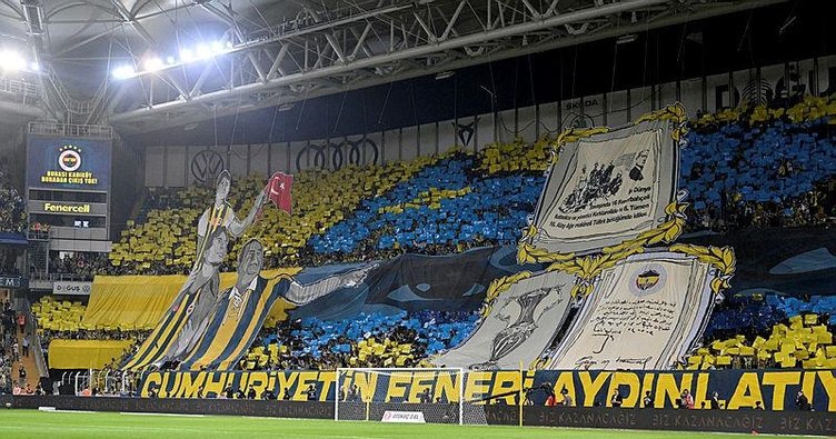 Fenerbahçe taraftarından Trabzonspor maçında koreografi