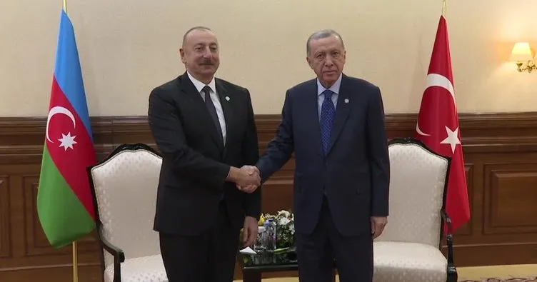 Türk Devletleri Zirvesi öncesi liderler aile fotoğrafı veriyor